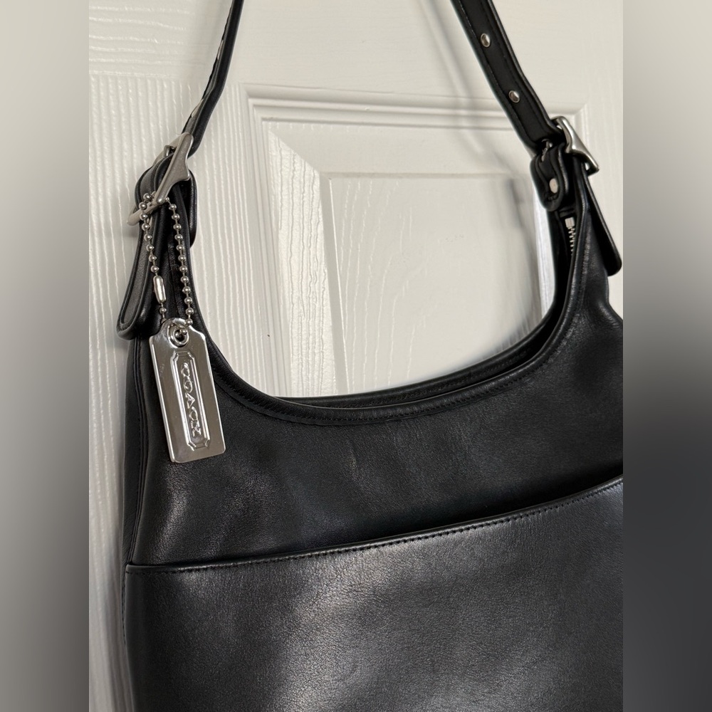 Coach Vintage 9058 Legacy Hobo Black Leather Nickel Silver Tone Hardware - Picture 13 of 16